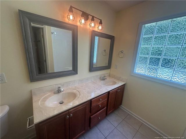 1109 Screech Owl Drive, Hope Mills, NC 28348