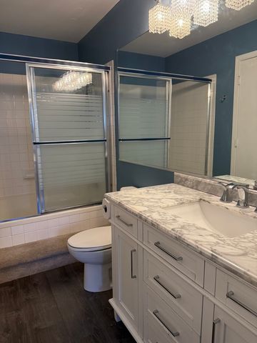 210 Shadybrook Lane, Aurora, IL 60504