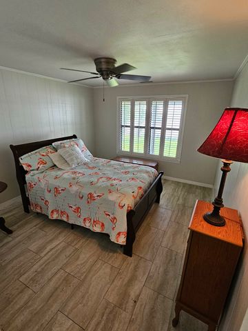 116 Lcr Cedar B2, Mexia, TX 76667