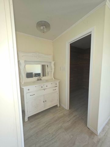 116 Lcr Cedar B2, Mexia, TX 76667