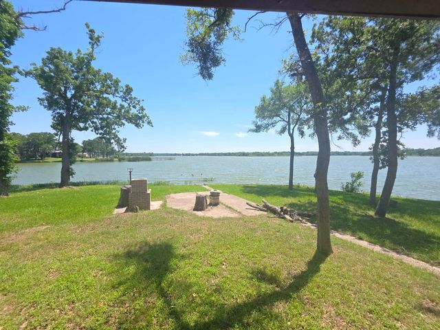 116 Lcr Cedar B2, Mexia, TX 76667