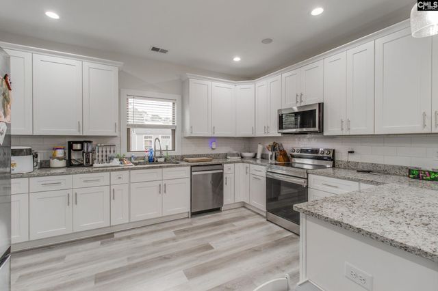 313 Rossclan Road, West Columbia, SC 29172