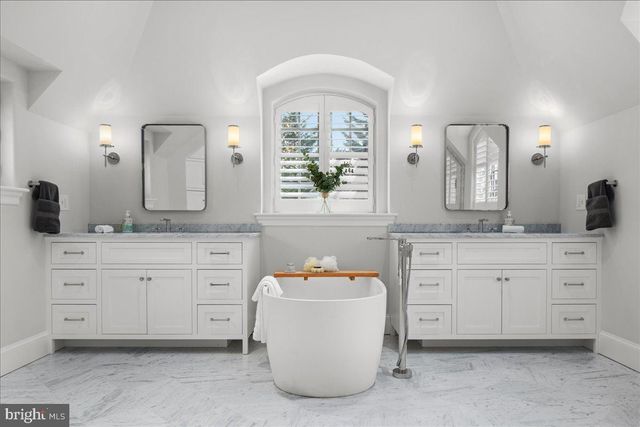 840 HARRITON RD, Bryn Mawr, PA 19010