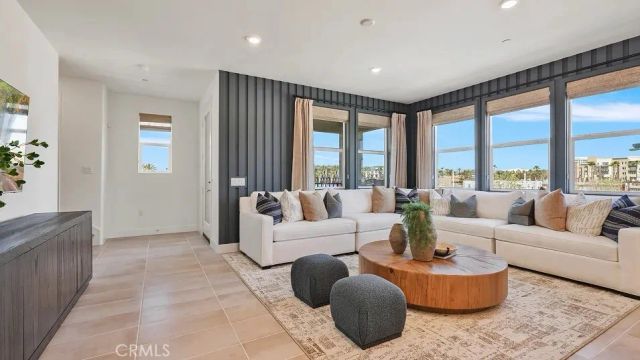 1750 E Park Street 18, Anaheim, CA 92805