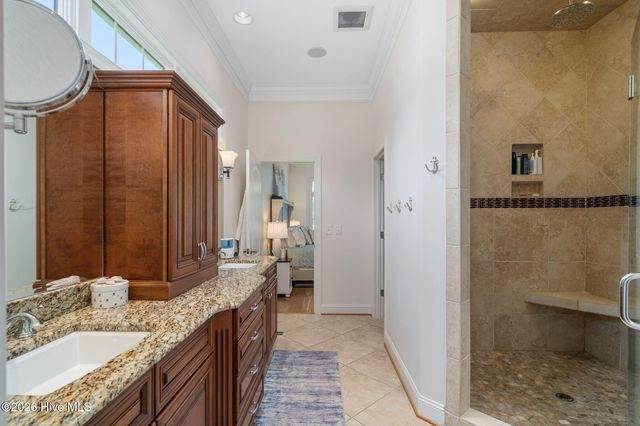 152 E Winding Way, Wallace, NC 28466