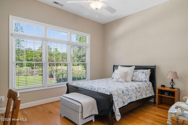 152 E Winding Way, Wallace, NC 28466
