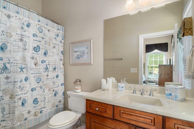 152 E Winding Way, Wallace, NC 28466