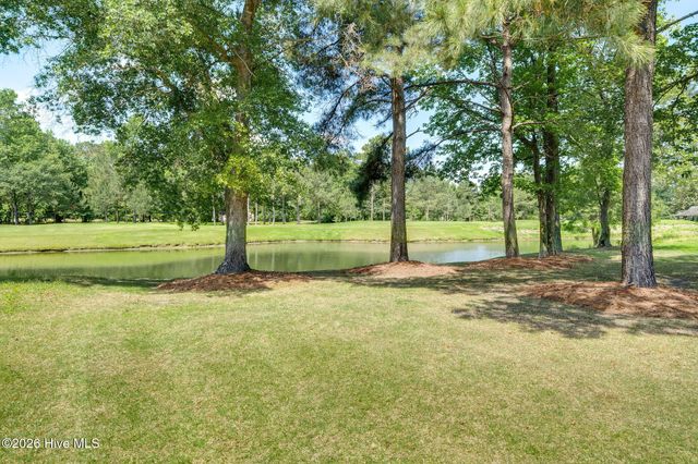 152 E Winding Way, Wallace, NC 28466