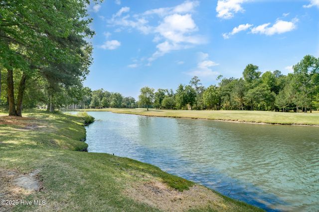 152 E Winding Way, Wallace, NC 28466