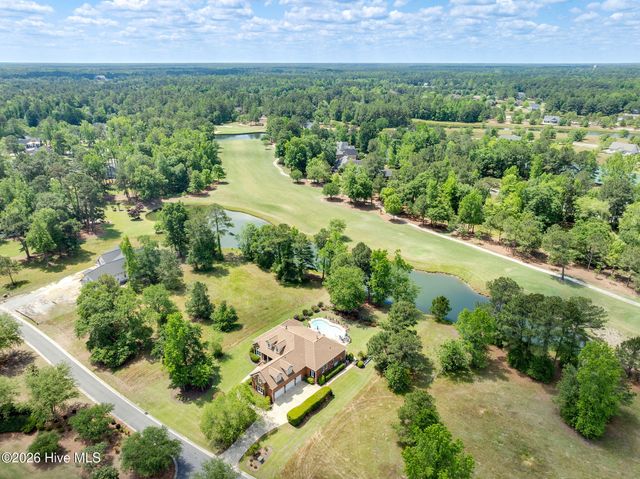 152 E Winding Way, Wallace, NC 28466