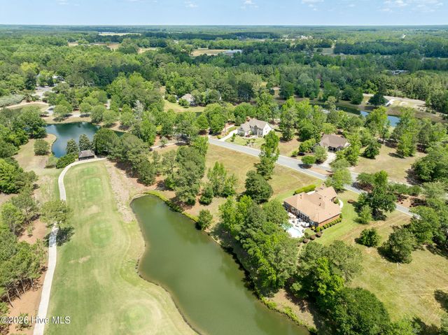 152 E Winding Way, Wallace, NC 28466