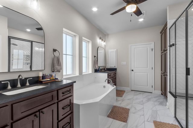 399 Frederick Drive, Robinson, TX 76706