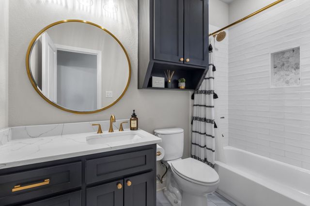 399 Frederick Drive, Robinson, TX 76706