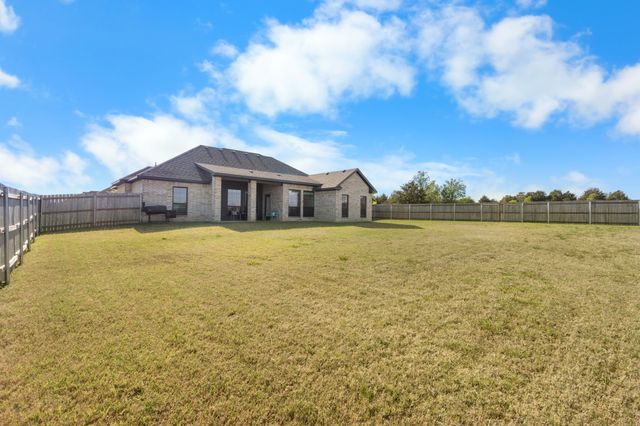 399 Frederick Drive, Robinson, TX 76706