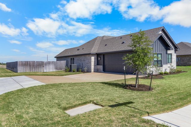 399 Frederick Drive, Robinson, TX 76706