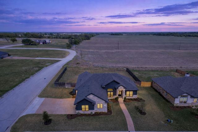 399 Frederick Drive, Robinson, TX 76706