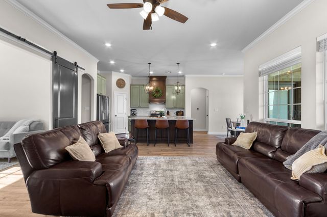 399 Frederick Drive, Robinson, TX 76706