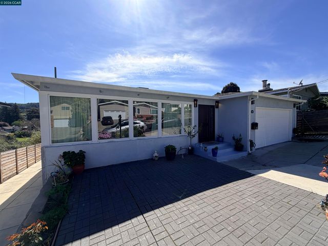4242 Fariss Lane, El Sobrante, CA 94603