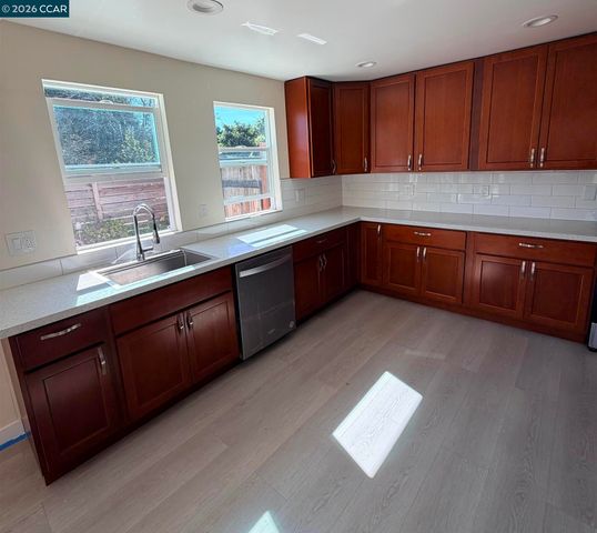 4242 Fariss Lane, El Sobrante, CA 94603