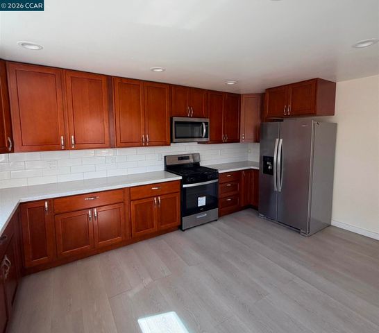 4242 Fariss Lane, El Sobrante, CA 94603