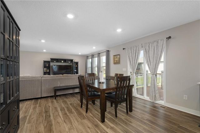 18738 Ocheltree Street, Spring Hill, KS 66083