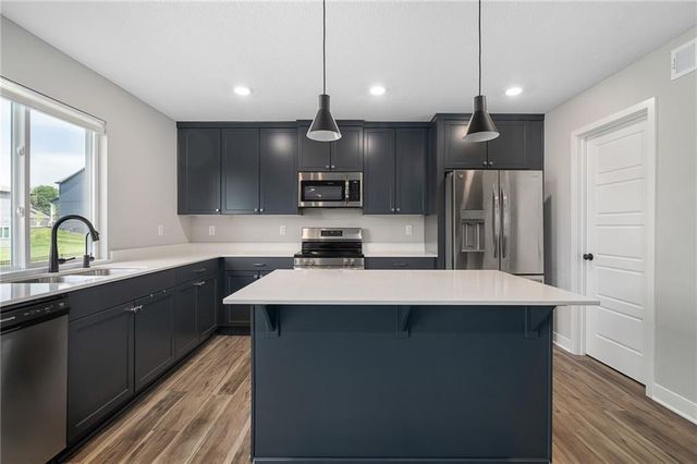 18738 Ocheltree Street, Spring Hill, KS 66083