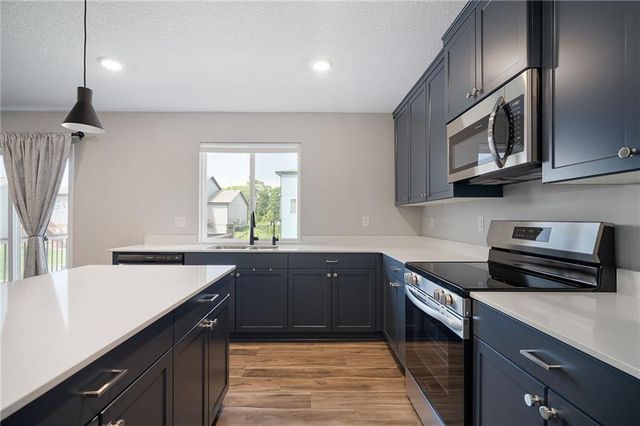 18738 Ocheltree Street, Spring Hill, KS 66083