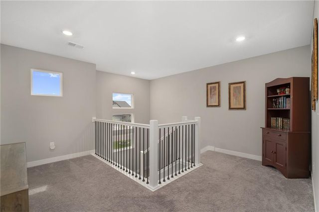 18738 Ocheltree Street, Spring Hill, KS 66083