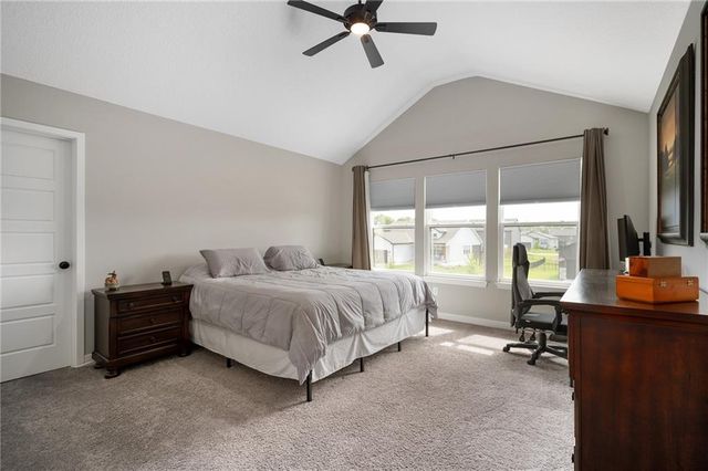 18738 Ocheltree Street, Spring Hill, KS 66083