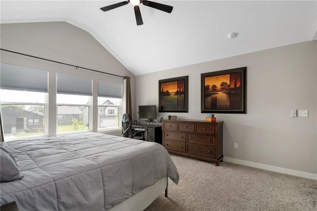 18738 Ocheltree Street, Spring Hill, KS 66083