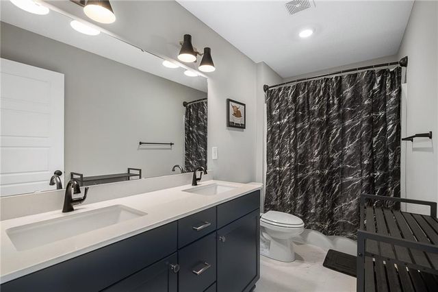 18738 Ocheltree Street, Spring Hill, KS 66083