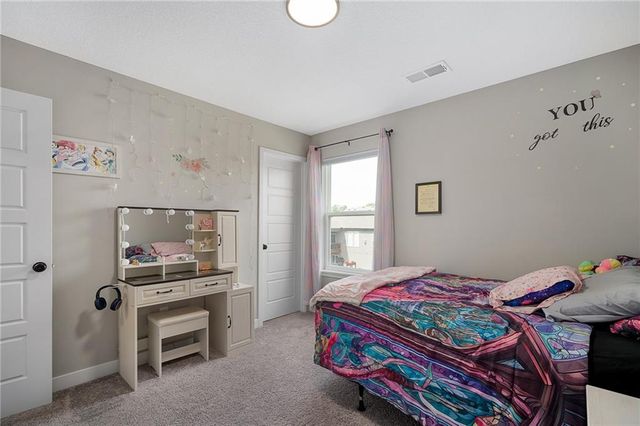 18738 Ocheltree Street, Spring Hill, KS 66083