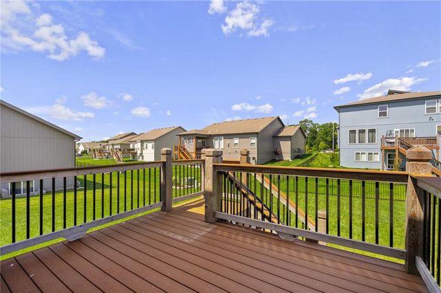 18738 Ocheltree Street, Spring Hill, KS 66083