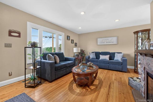 83 Riverview Drive, Fishkill, NY 12524