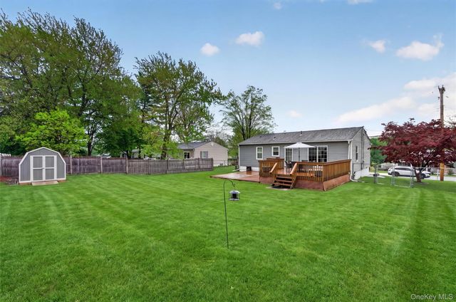 83 Riverview Drive, Fishkill, NY 12524