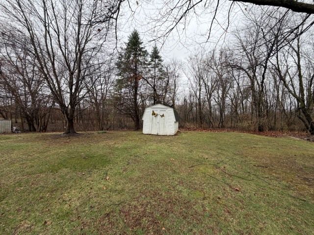 5563 Stone Road, Clinton, IL 61727