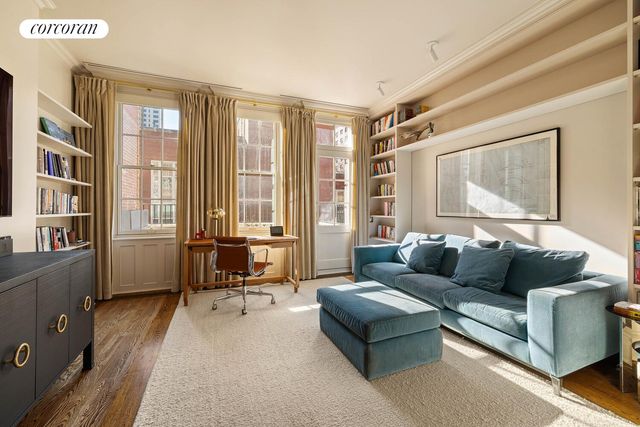 44 E 82ND Street, New York City, NY 10028