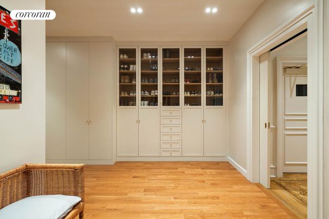 44 E 82ND Street, New York City, NY 10028