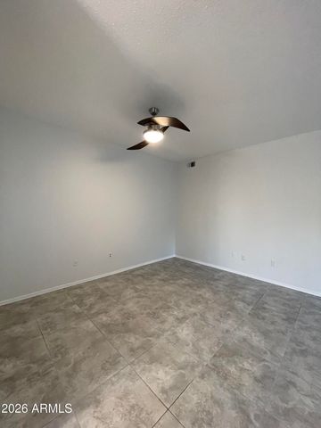 750 E NORTHERN Avenue 1115, Phoenix, AZ 85020