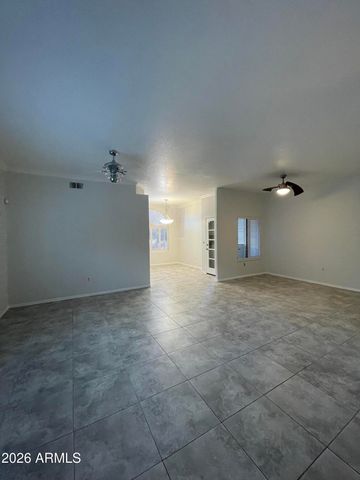 750 E NORTHERN Avenue 1115, Phoenix, AZ 85020