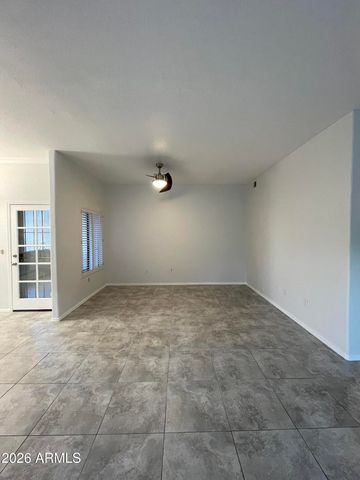 750 E NORTHERN Avenue 1115, Phoenix, AZ 85020