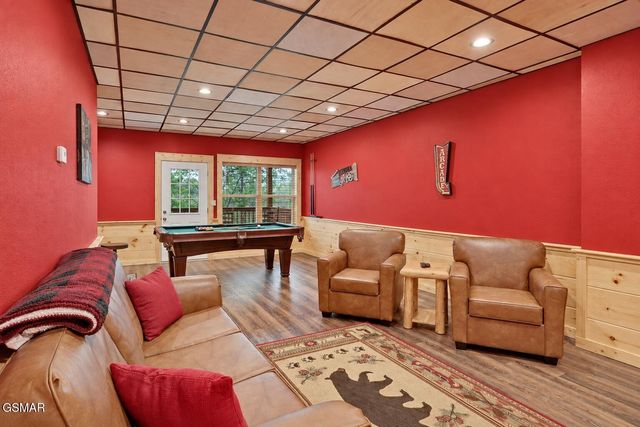 615 Quill Gordon Court, Pigeon Forge, TN 37863