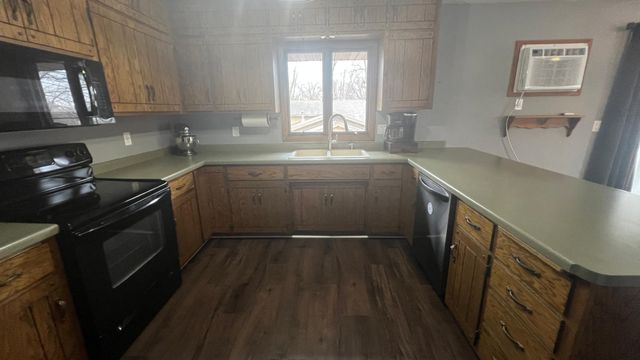 110 11th Street N, Sauk Rapids, MN 56379