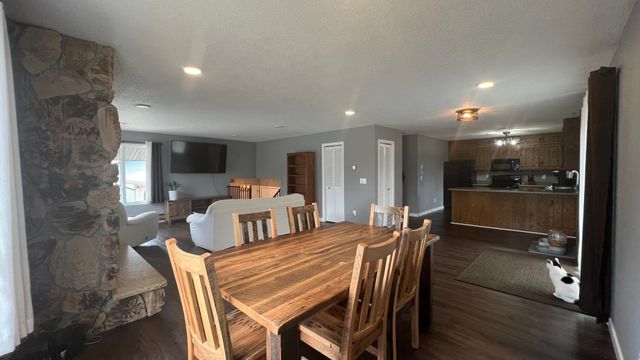 110 11th Street N, Sauk Rapids, MN 56379