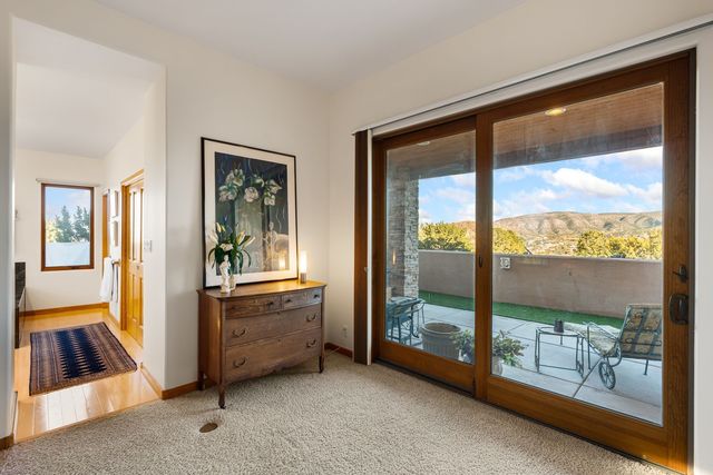 8 Sunrise, Placitas, NM 87043