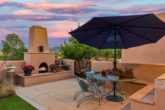 8 Sunrise, Placitas, NM 87043