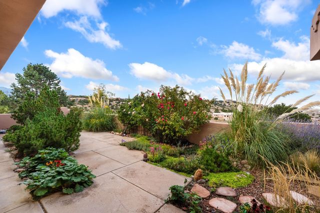 8 Sunrise, Placitas, NM 87043