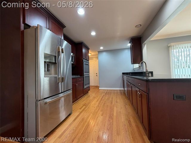 29666 Guy Street, Southfield, MI 48076