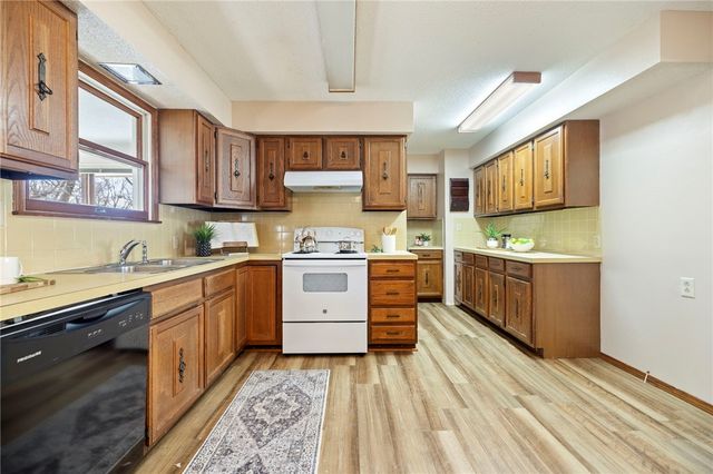 20 Cobb Circle, Bella Vista, AR 72715