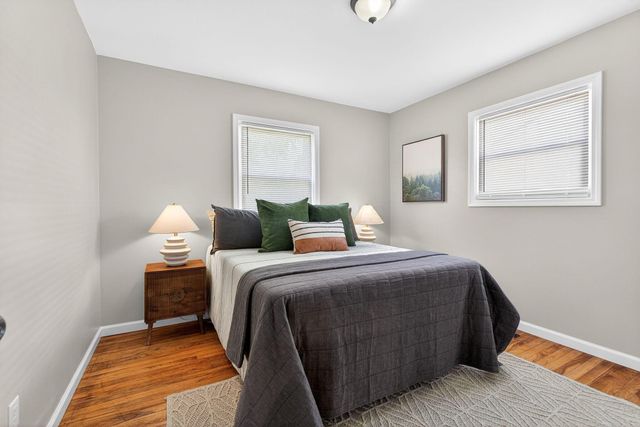 5274 Sinclair Road, Columbus, OH 43229